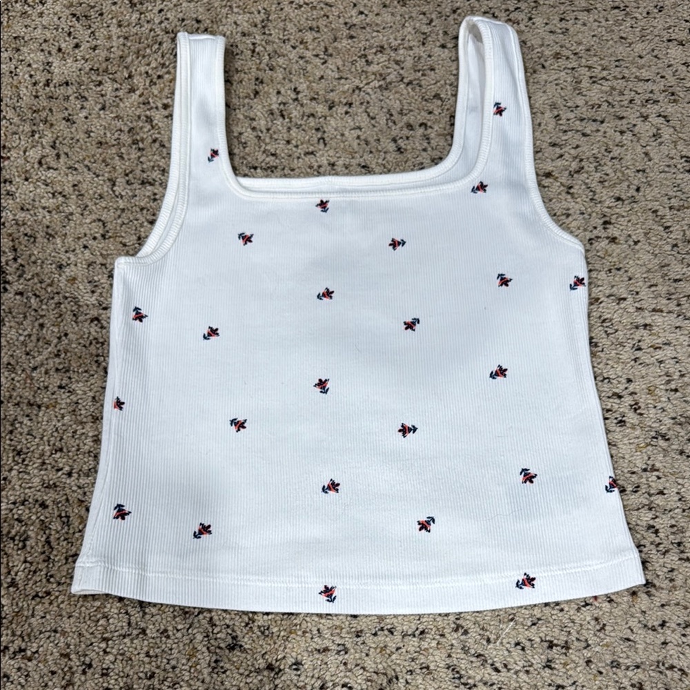 Old Navy White Ribbed Top with Embroidered Patterns